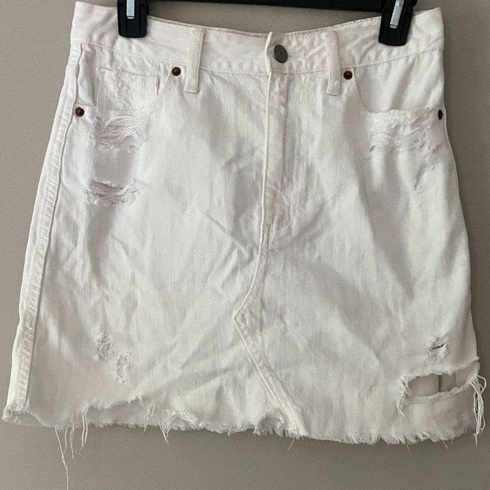 White Abercrombie & Fitch denim skirt
